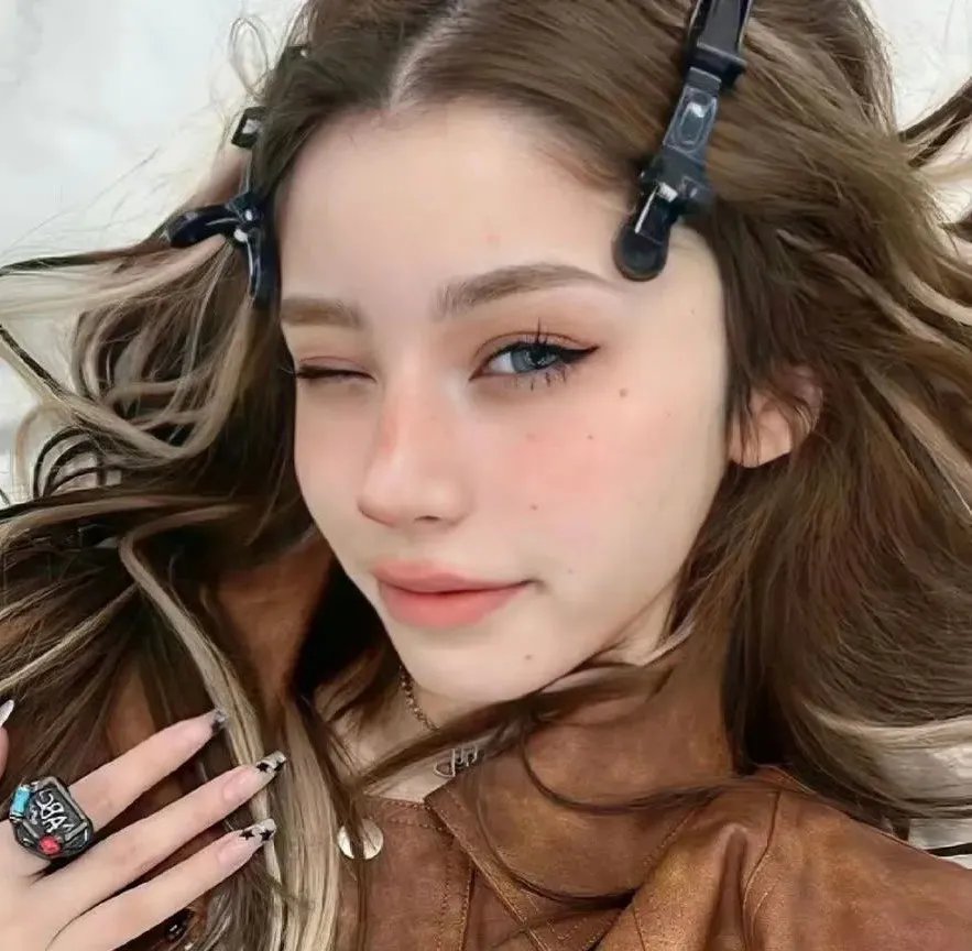 顾总，太太又带医生来看您了